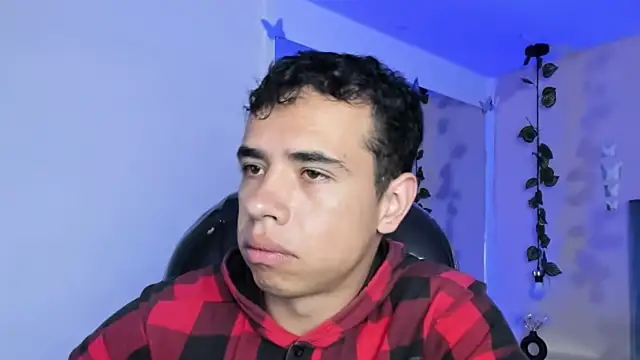 Snapshot of Muscle_Scott chatting on February 28, 2026, 1:55 pm Muscle Scott online show from February 28, 2026, 1:55 pm