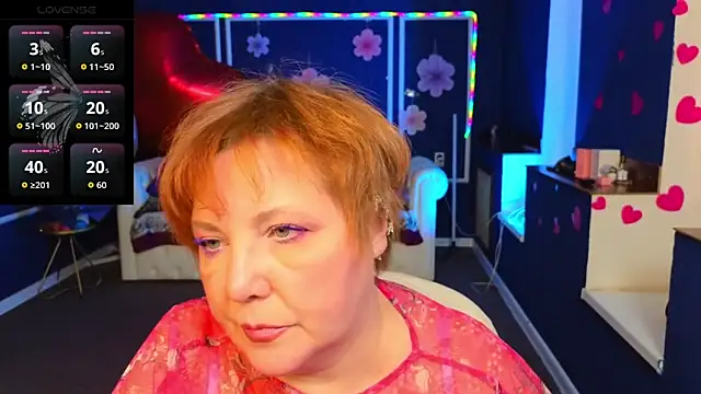 Kira Kenett online show from April 3, 2026, 3:07 pm