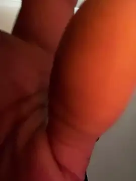 dmmeformerch online show from February 18, 2026, 6:48 pm