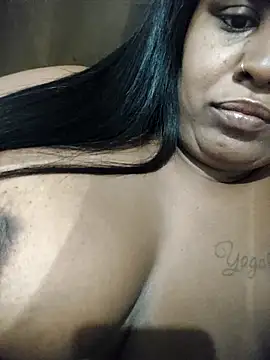 Snapshot of thamihravena chatting on October 22, 2025, 1:32 pm thamihravena online show from October 22, 2025, 1:32 pm