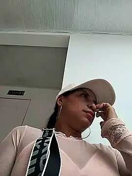 AnggelicaSwan21 online show from November 20, 2025, 4:40 pm