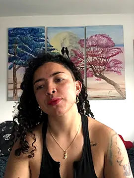 Snapshot of Paris_11 chatting on September 23, 2025, 2:02 pm Paris 11 online show from September 23, 2025, 2:02 pm