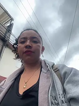 Snapshot of Paris_11 chatting on September 18, 2025, 1:58 pm Paris 11 online show from September 18, 2025, 1:58 pm