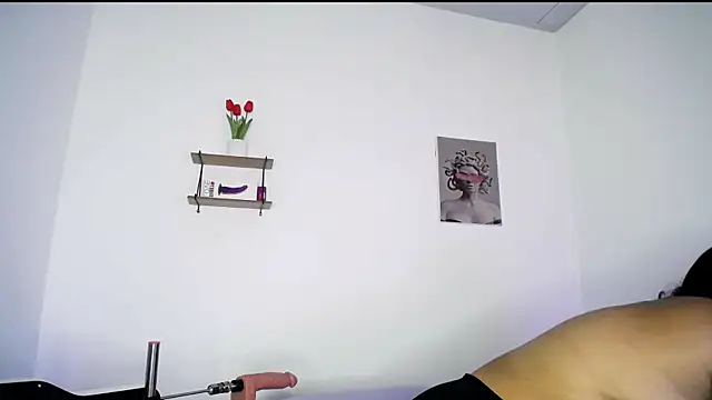ruby sin online show from September 11, 2025, 1:22 pm