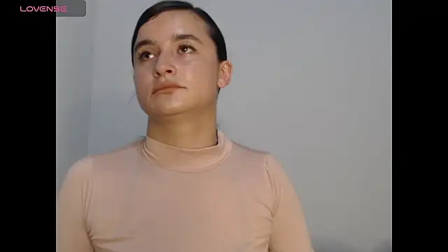 Snapshot of littleemma_77 chatting on September 20, 2025, 6:35 pm littleemma 77 online show from September 20, 2025, 6:35 pm