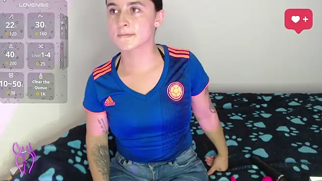 littleemma 77 online show from September 9, 2025, 9:35 pm