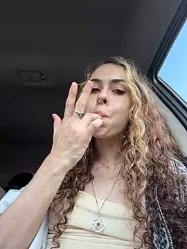 aurorasparkles online show from March 5, 2026, 12:40 am