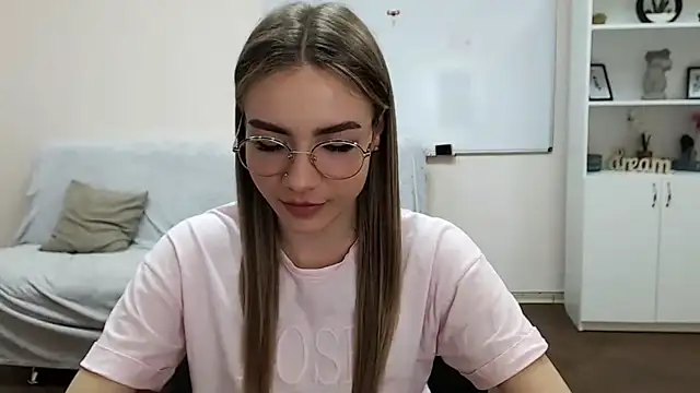 aSingleOne online show from October 27, 2025, 5:47 pm