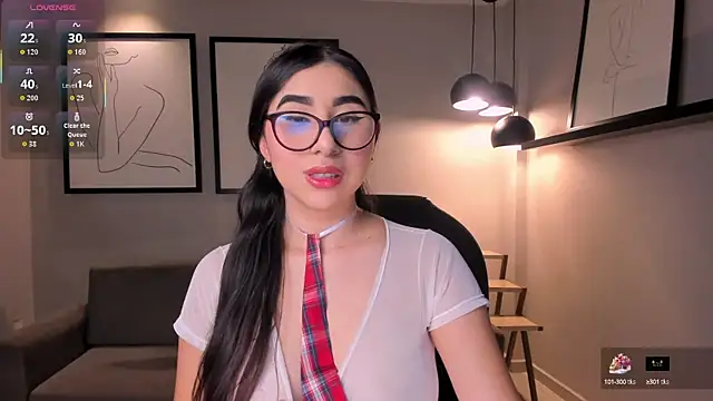 Snapshot of MayaMoretti_ chatting on October 1, 2025, 3:44 am MayaMoretti online show from October 1, 2025, 3:44 am