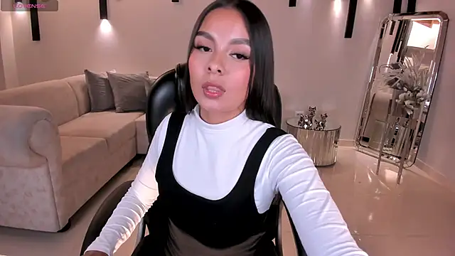 Snapshot of NinaBlum chatting on September 17, 2025, 3:19 am NinaBlum online show from September 17, 2025, 3:19 am