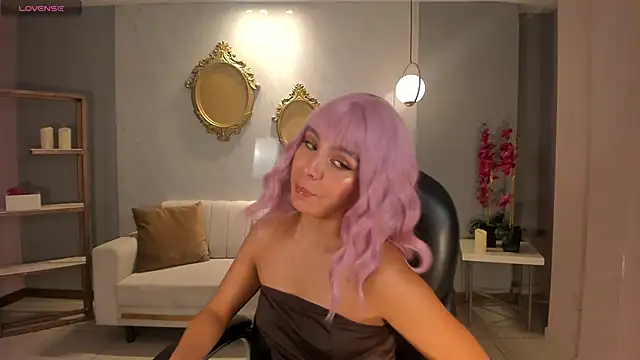 Snapshot of NinaBlum chatting on October 2, 2025, 3:10 am NinaBlum online show from October 2, 2025, 3:10 am