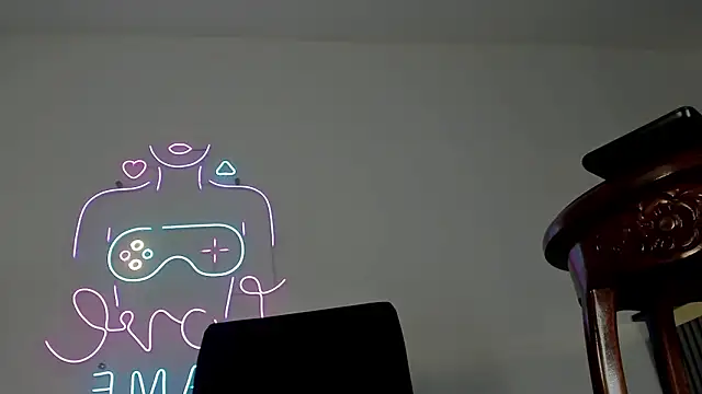 shantal chocolet online show from March 14, 2026, 5:35 am