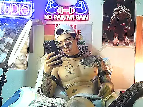 Strongcockfitness online show from September 16, 2025, 6:31 pm