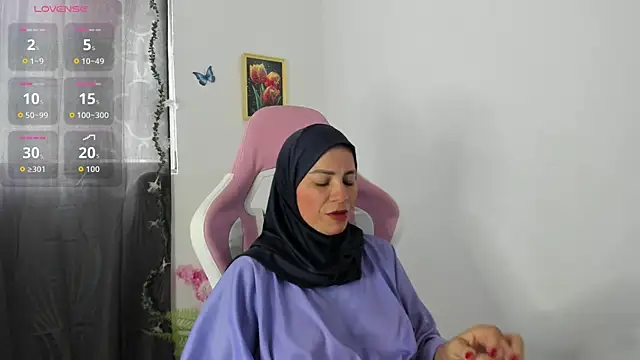 Snapshot of dalila_kemur chatting on October 20, 2025, 2:17 pm dalila kemur online show from October 20, 2025, 2:17 pm