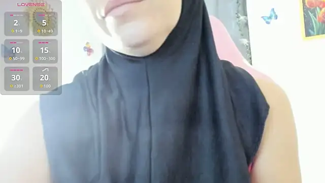 Snapshot of dalila_kemur chatting on October 3, 2025, 11:23 am dalila kemur online show from October 3, 2025, 11:23 am