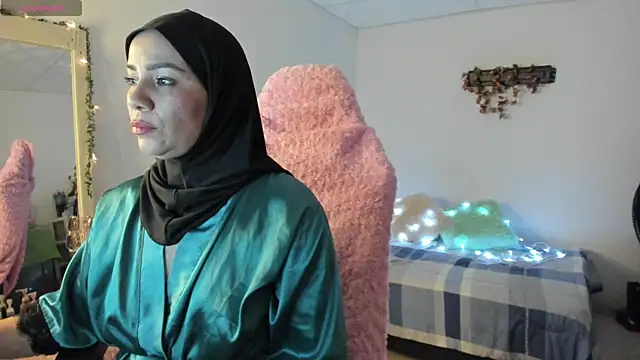 Snapshot of dalila_kemur chatting on July 29, 2026, 3:22 pm dalila kemur online show from July 29, 2026, 3:22 pm