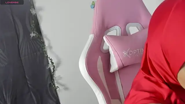 Snapshot of dalila_kemur chatting on September 17, 2025, 4:14 am dalila kemur online show from September 17, 2025, 4:14 am