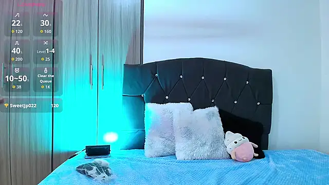 Snapshot of Ruby_Whispers chatting on October 31, 2025, 12:02 pm Ruby Whispers online show from October 31, 2025, 12:02 pm