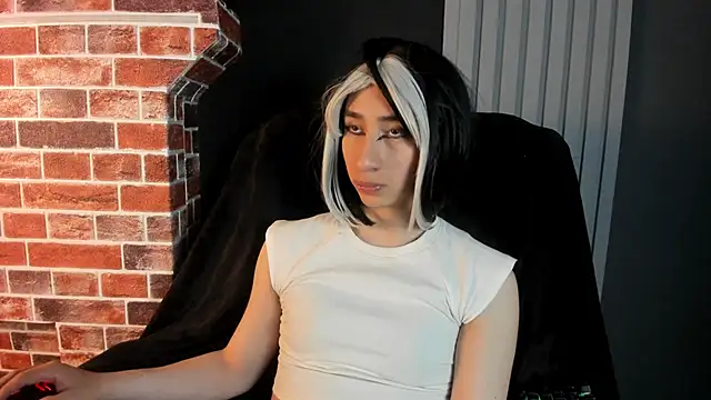 Charlottee slave online show from September 18, 2025, 2:47 am