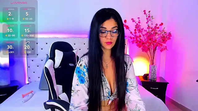 Mariana Montes online show from September 16, 2025, 7:59 pm