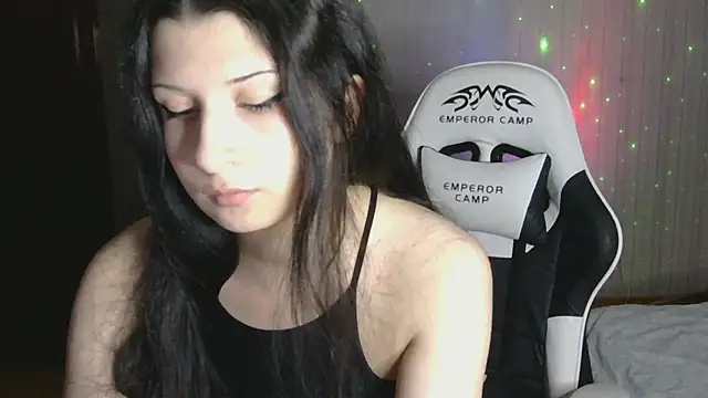 xanny baby3 online show from September 17, 2025, 10:12 pm