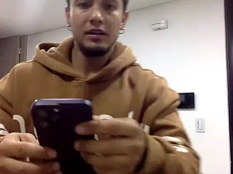 KianxxTeach online show from April 23, 2026, 1:12 am