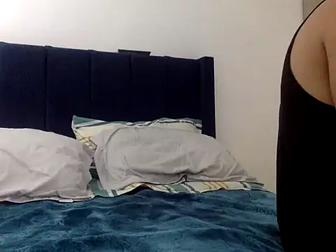 KianxxTeach online show from September 26, 2025, 2:57 pm