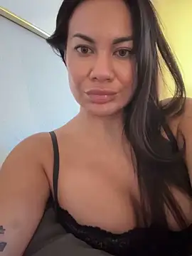 SweetMeiiii online show from September 14, 2025, 4:51 pm