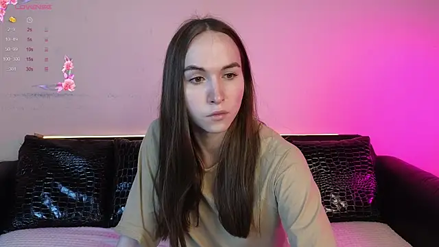 Snapshot of Angeel_Kate chatting on October 15, 2025, 5:39 am Angeel Kate online show from October 15, 2025, 5:39 am