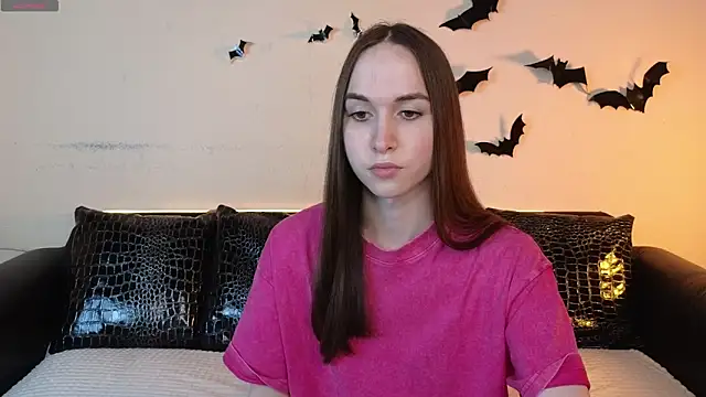 Angeel Kate online show from November 20, 2025, 4:35 am