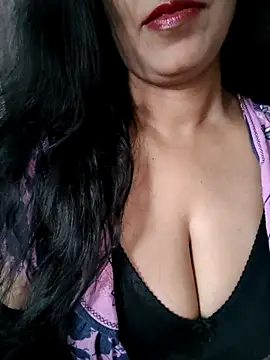 Snapshot of Deepa_Sharma143 chatting on October 19, 2025, 1:30 am Deepa Sharma143 online show from October 19, 2025, 1:30 am