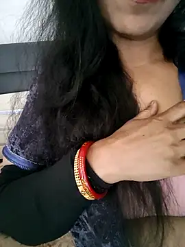 Deepa Sharma143 online show from April 9, 2026, 7:03 am