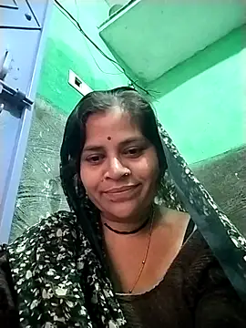 Snapshot of Hot_babli54 chatting on October 30, 2025, 4:11 am Hot babli54 online show from October 30, 2025, 4:11 am