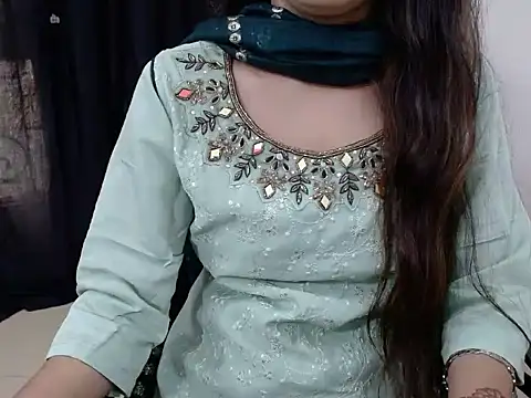 sweet-ruhi online show from October 19, 2025, 5:43 am