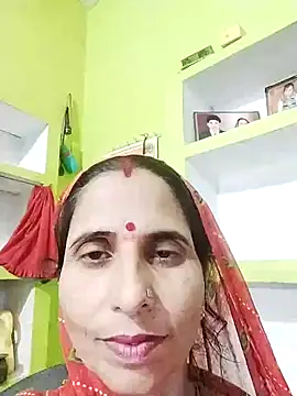 Snapshot of Hot_liya54 chatting on October 16, 2025, 12:24 pm Hot liya54 online show from October 16, 2025, 12:24 pm