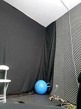 Snapshot of Xxq-20 chatting on October 24, 2025, 10:25 am Xxq-20 online show from October 24, 2025, 10:25 am