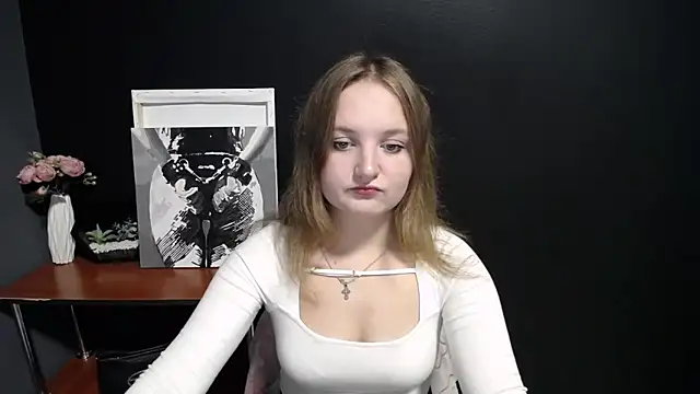 Mystic nikole online show from September 23, 2025, 12:34 pm