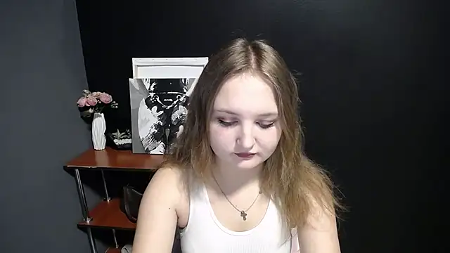 Mystic nikole online show from September 20, 2025, 12:10 pm