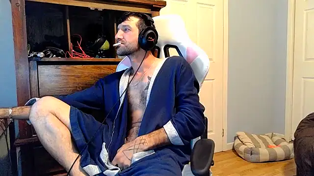 Snapshot of Ardokks chatting on October 16, 2025, 5:27 am Ardokks online show from October 16, 2025, 5:27 am