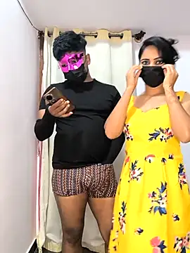 Family02 online show from February 19, 2026, 5:21 pm