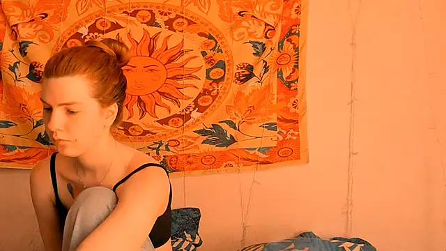 AliceCUNTach online show from May 20, 2026, 5:04 am