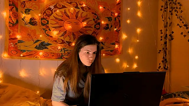 AliceCUNTach online show from February 15, 2026, 5:08 am