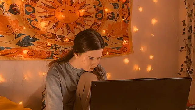 AliceCUNTach online show from February 15, 2026, 7:51 am