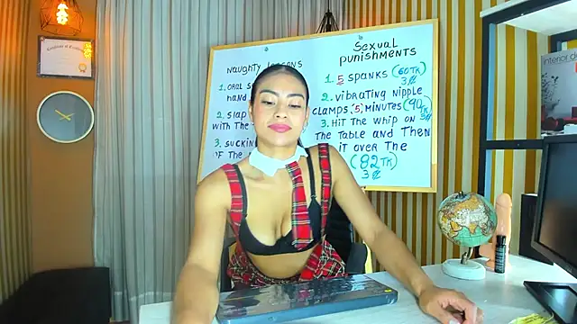 Emily Mitchell online show from October 6, 2025, 6:08 pm