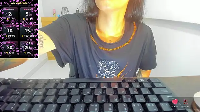 LunaBella55 online show from September 15, 2025, 10:59 am