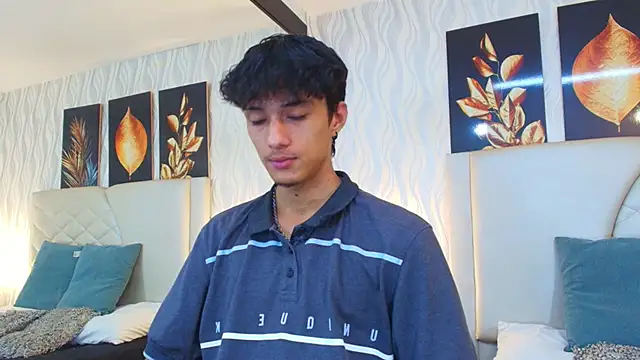 Lean Portman online show from November 4, 2025, 8:34 pm