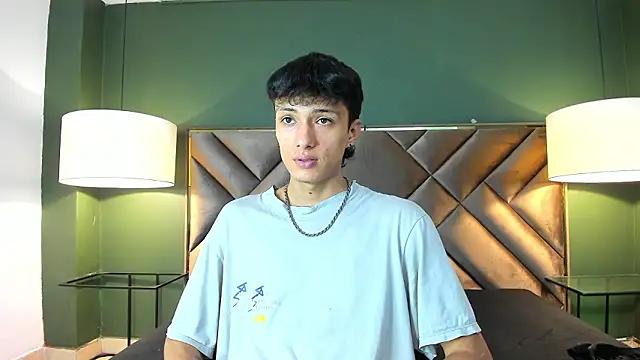 Lean Portman online show from March 28, 2026, 3:24 pm