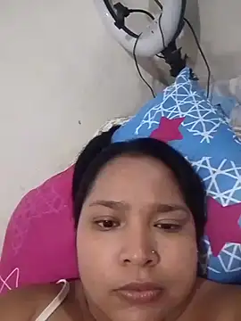 Snapshot of Angelly_ricura chatting on July 14, 2026, 5:19 pm Angelly ricura online show from July 14, 2026, 5:19 pm