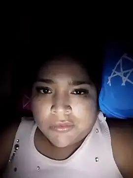 Snapshot of Angelly_ricura chatting on July 4, 2026, 5:36 am Angelly ricura online show from July 4, 2026, 5:36 am