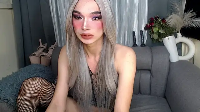 MISTRESSMonica xxx online show from October 13, 2025, 8:43 pm